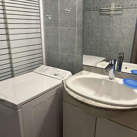 Appt Confortable 4 Pers Avec Terrasse Et Parking, Proche Seaquarium - Fr-1-250-294 Daire Le Grau-du-Roi