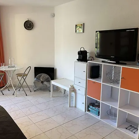 Daire Appt Confortable 4 Pers Avec Terrasse Et Parking, Proche Seaquarium - Fr-1-250-294