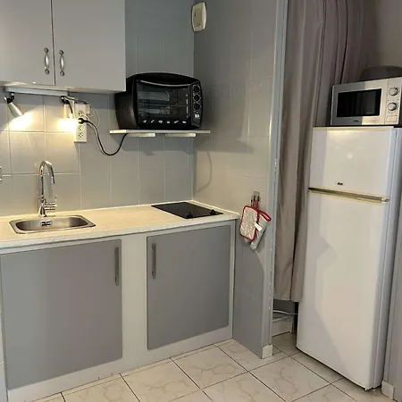 Appt Confortable 4 Pers Avec Terrasse Et Parking, Proche Seaquarium Le Grau-du-Roi
